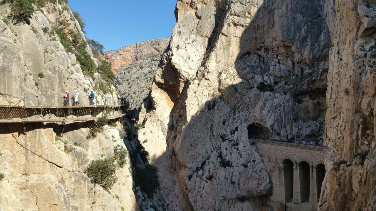 El Emigrante Vila El Chorro Exterior foto
