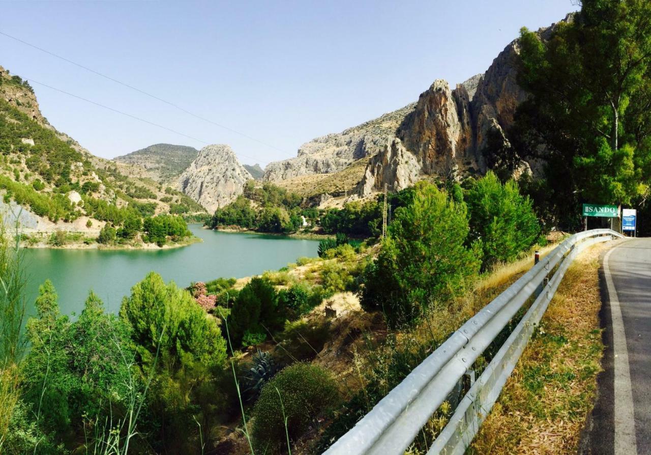 El Emigrante Vila El Chorro Exterior foto