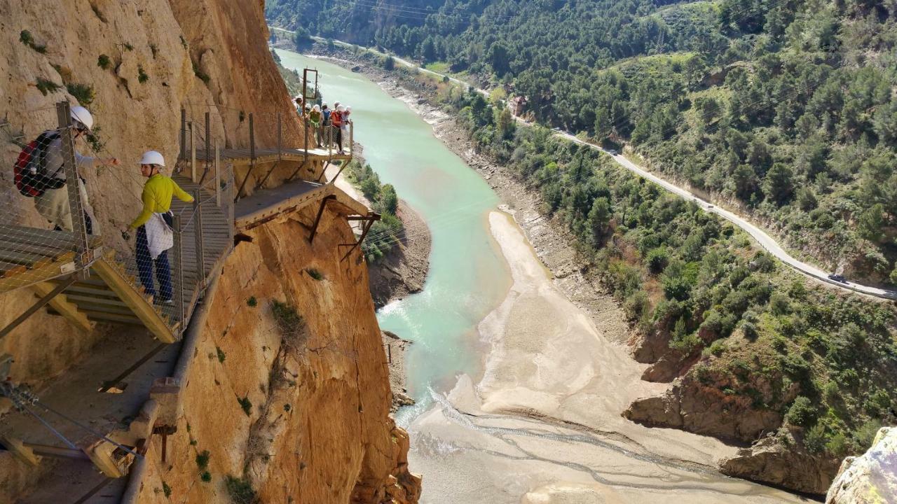 El Emigrante Vila El Chorro Exterior foto